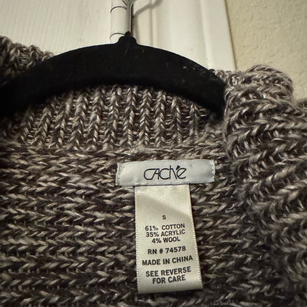 Cache Cardigan - Picture 5 of 10